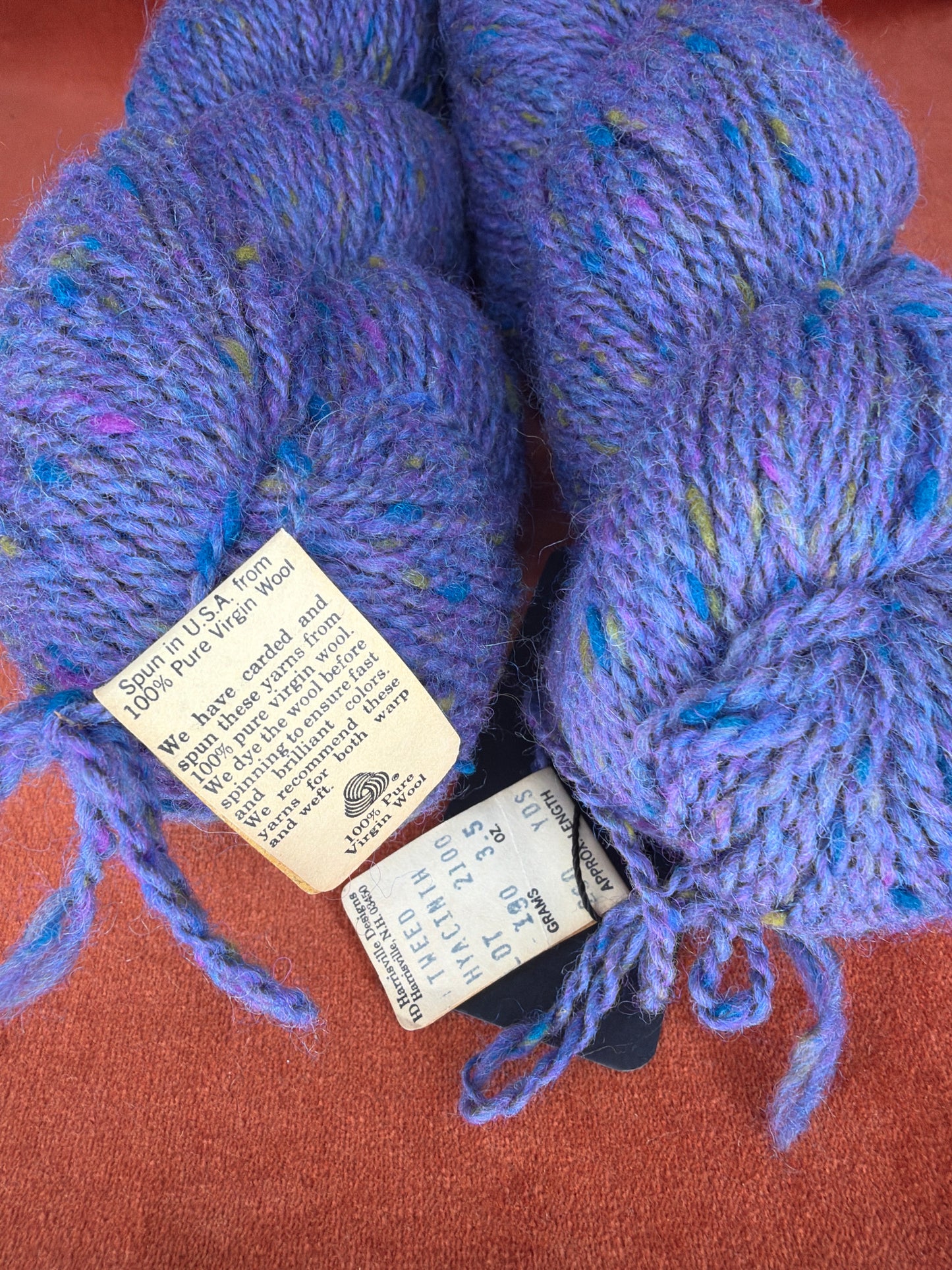100% Pure Wool Tweed Hyacinth (2 Hanks) close up
