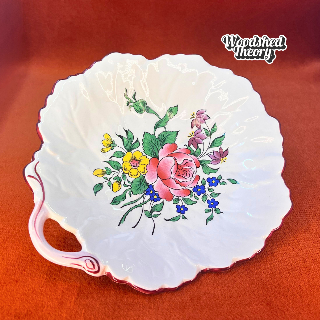 1920s KG Luneville France porcelain leaf-shaped ring dish with hand painted floral bouquet and pink handle front painting