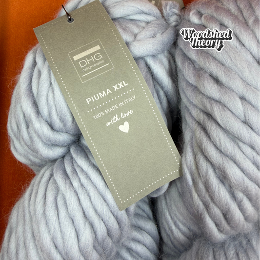 DHG DyeingHouseGallery Piuma XXL Roving in Tulle (Bundle 2 Hanks) close up