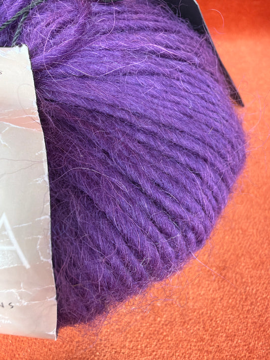 Nashua Creative Focus Worsted True Purple close up