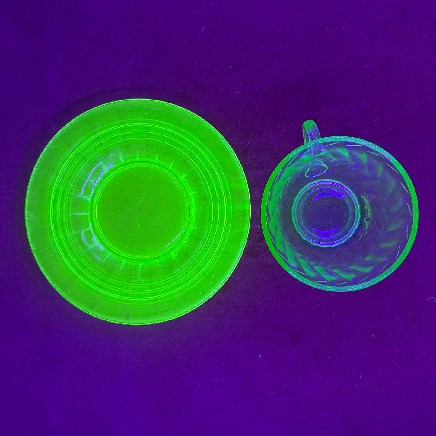Set of 3 Uranium Tea Cups and Saucers