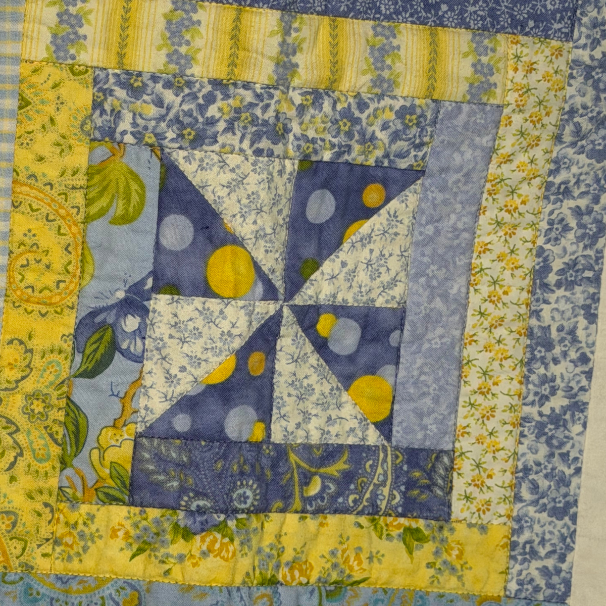 VINTAGE Handmade Blue/Yellow Pinwheel Lap Quilt 42" x 42"
