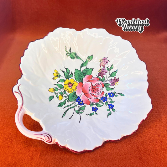 1920s KG Luneville France porcelain leaf-shaped ring dish with hand painted floral bouquet and pink handle front painting