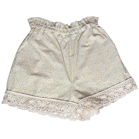 Play Shorts with Pockets Petite Yellow Floral Size S