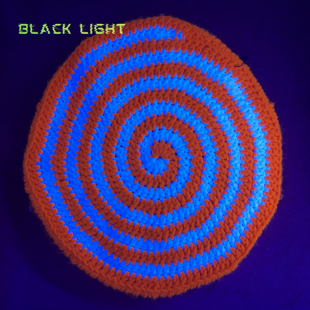 Hypnotic Beret Orange (Glow-in-the-Dark) Beanie