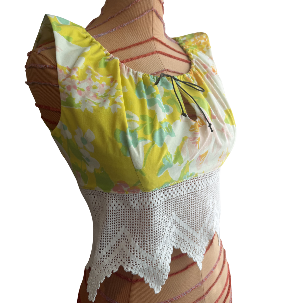 Floral Drawstring Tank with Vintage Lace Trim Size S/XS