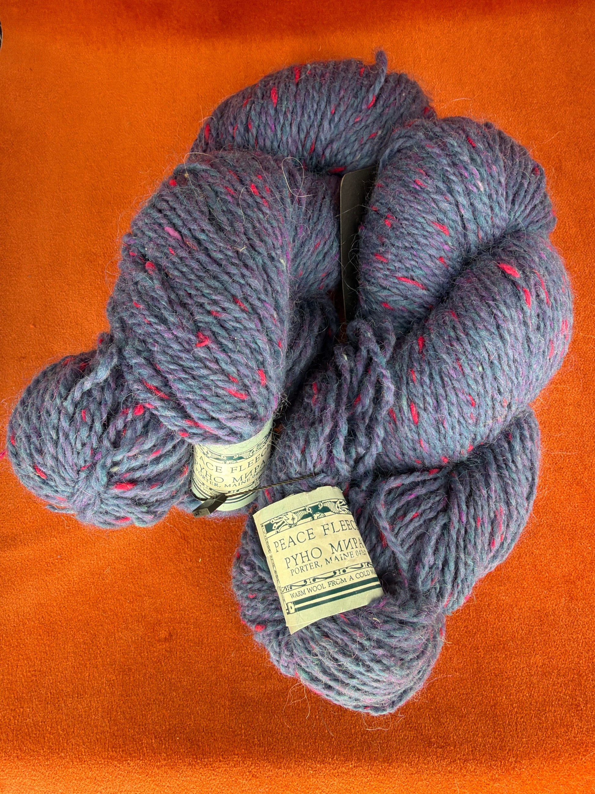 Peace Fleece Blue Tweed Lot. 8620 (2 Hanks) 8oz top down 