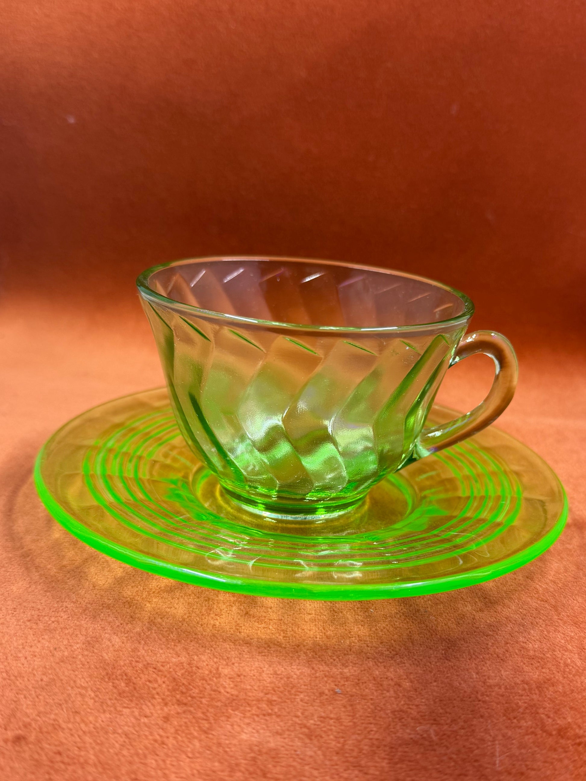 Set of 3 Uranium Tea Cups and Saucers