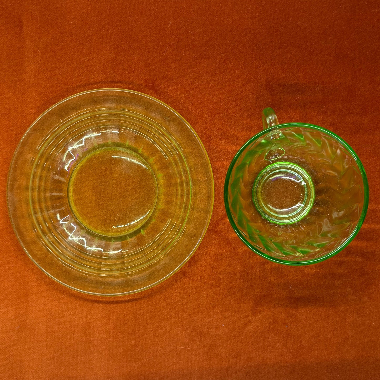 Set of 3 Uranium Tea Cups and Saucers