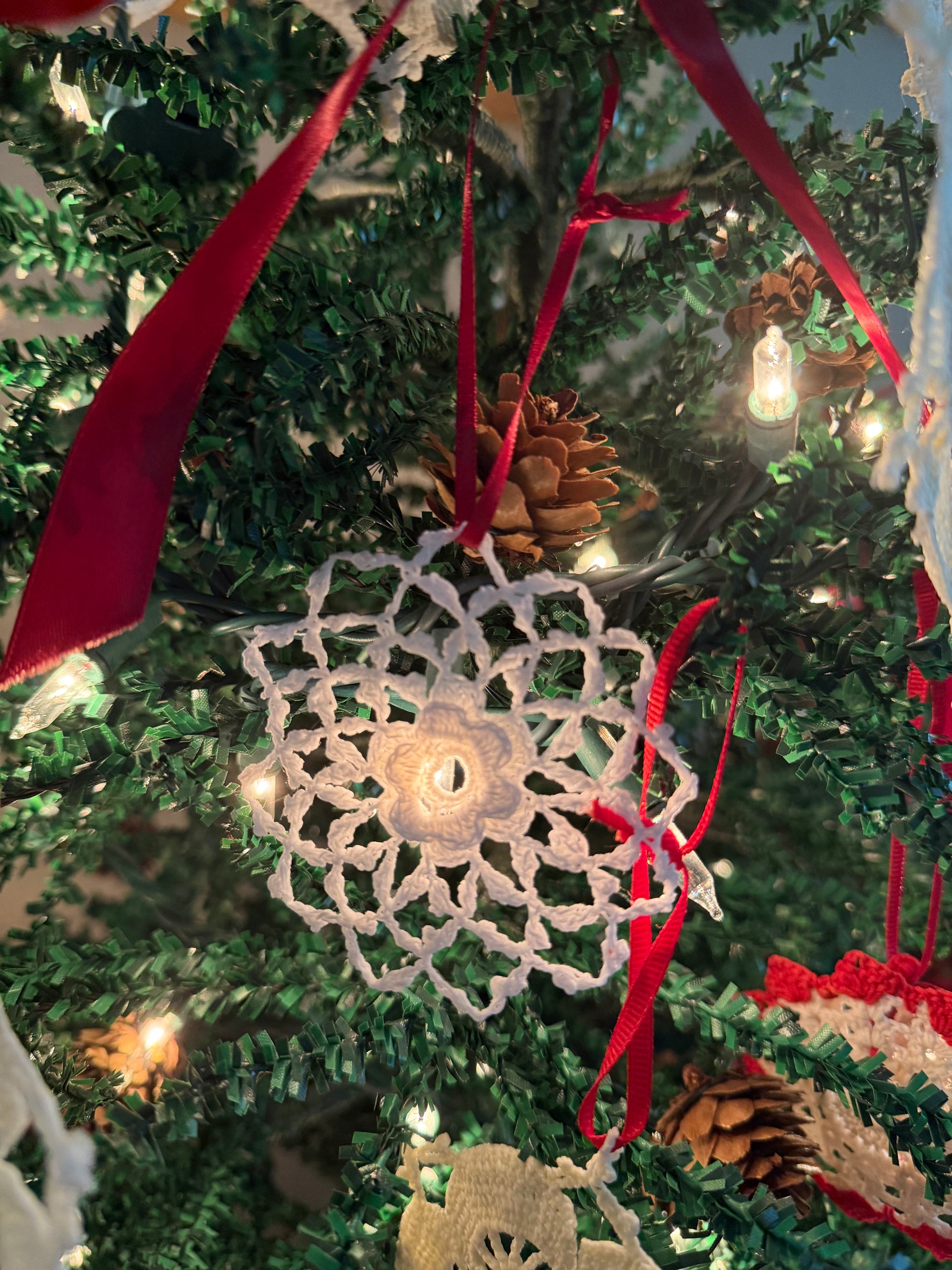 Small Sugar Starched Doily Floral Ornament 