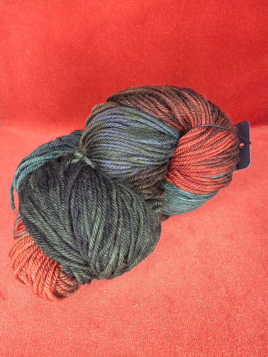 Unlabeled Wool Hand-dyed Browns Greens 4.4oz full 