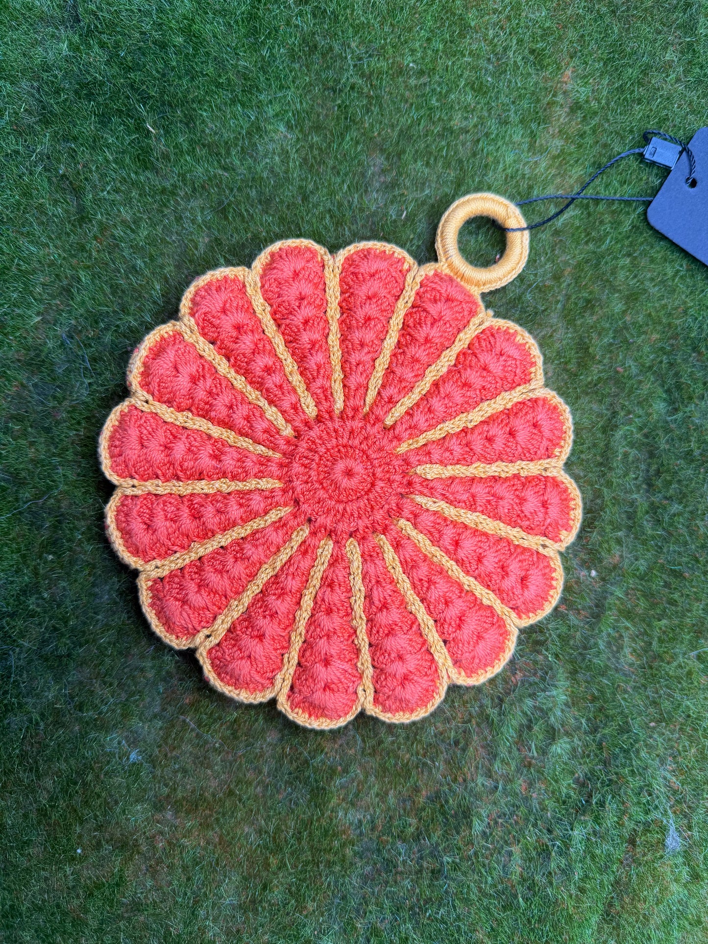 Vintage Crochet Pot Holder Orange Circle front
