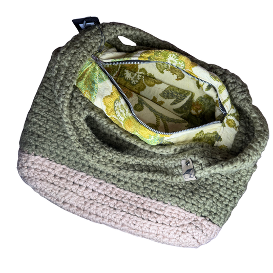 Weekend Bag Green Floral open 